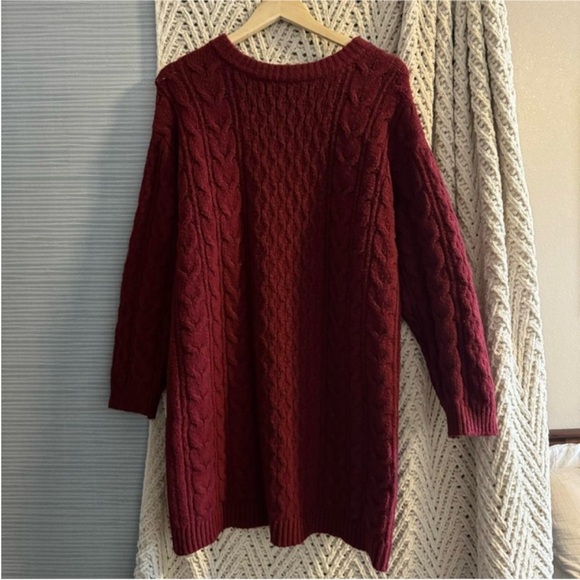Universal Thread Sweaters - Red Cable Knit Fleece Heavy Long Sleeve Sweater! M Loose Fit